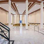 Hotel Azz Medea 4*
