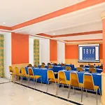 Hotel Azz Medea 4*
