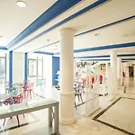 Hotel Azz Medea 4*