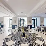 Hotel Azz Medea 4*