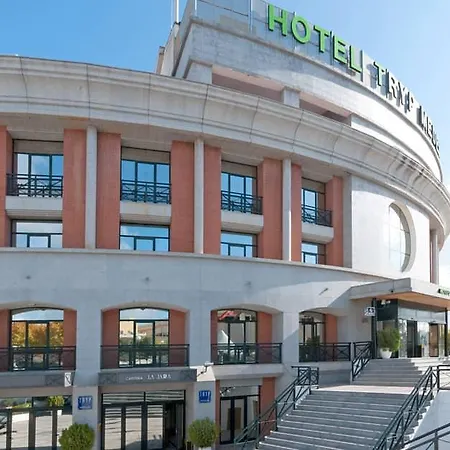 Azz Medea 4* Mérida