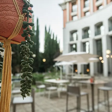 Azz Medea Hotel