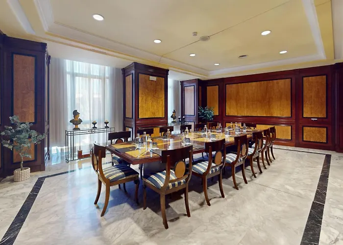 Azz Medea ホテル メリダ